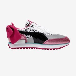 Puma Women's Pink and Black Sneakers